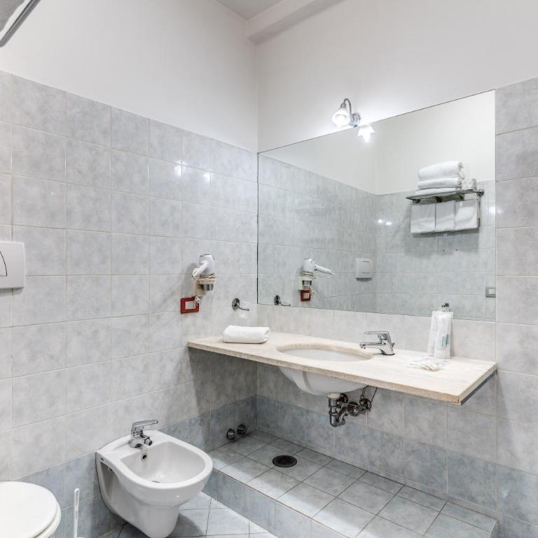 Guest House Masterintrastevere - Camera Matrimoniale - 20
