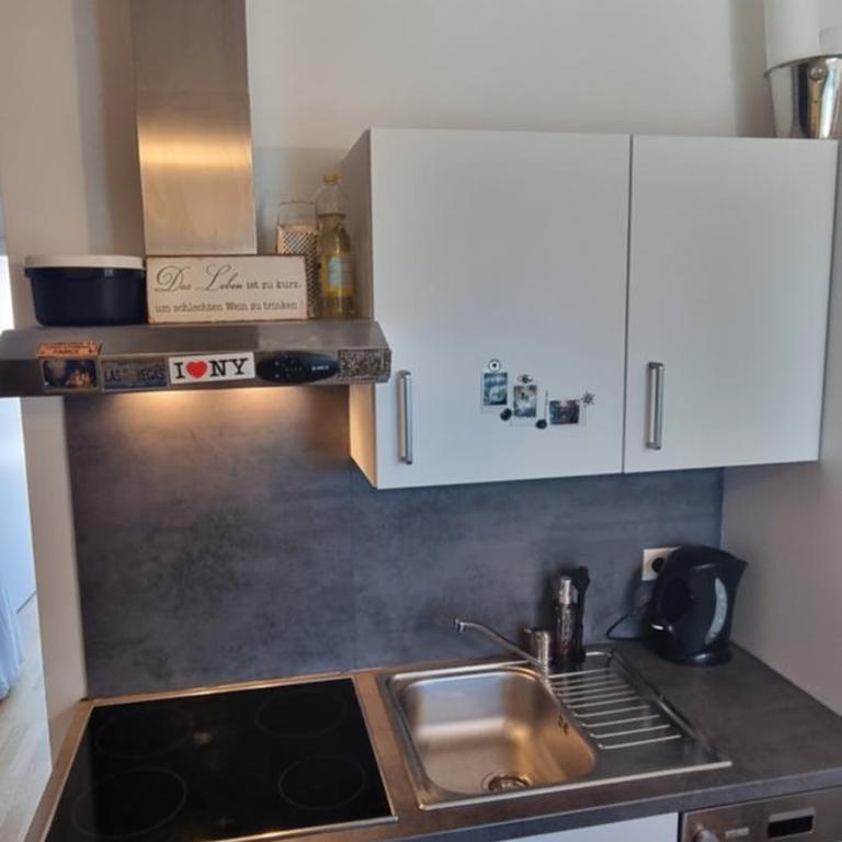 Neubau mit Terrasse - Sonne 10 bis 20 Uhr - Appartement 1 Chambre - 10