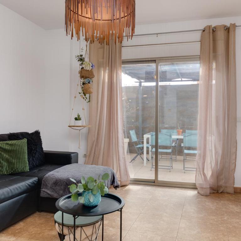 Mi Patio - Three-Bedroom Apartment - 31