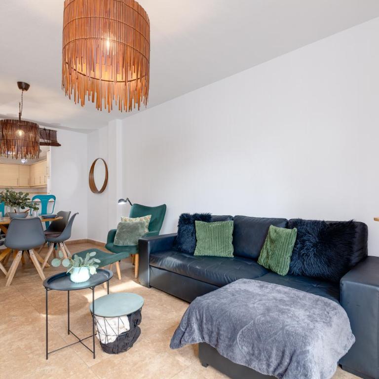 Mi Patio - Three-Bedroom Apartment - 38
