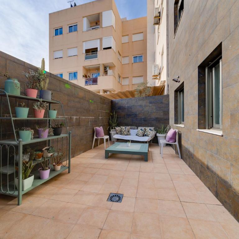 Mi Patio - Three-Bedroom Apartment - 63