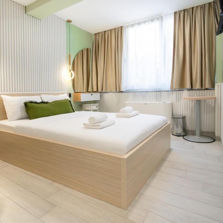 7 Hills Rooms - Standard Double Room - 2