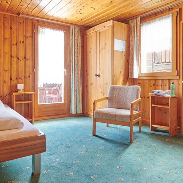 Hotel Weisshorn - Einzelzimmer mit Gemeinschaftsbad - 1
