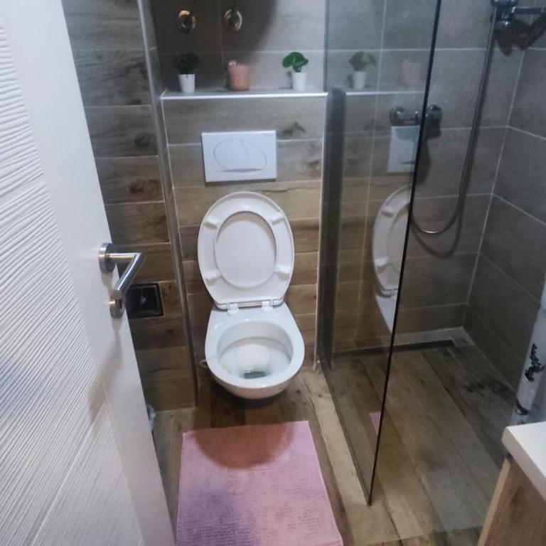 La Vie En Rose - Milmari Resort - One-Bedroom Apartment - 10