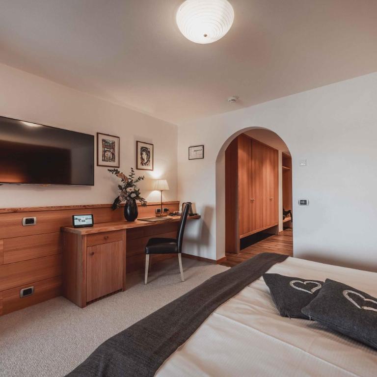 Hotel Continental Dolomites - Junior Suite con Balcone - 4