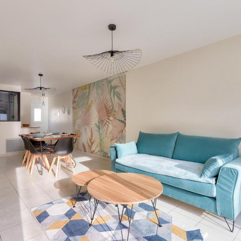 Maison moderne et piscine commune - Vacation Home - 6