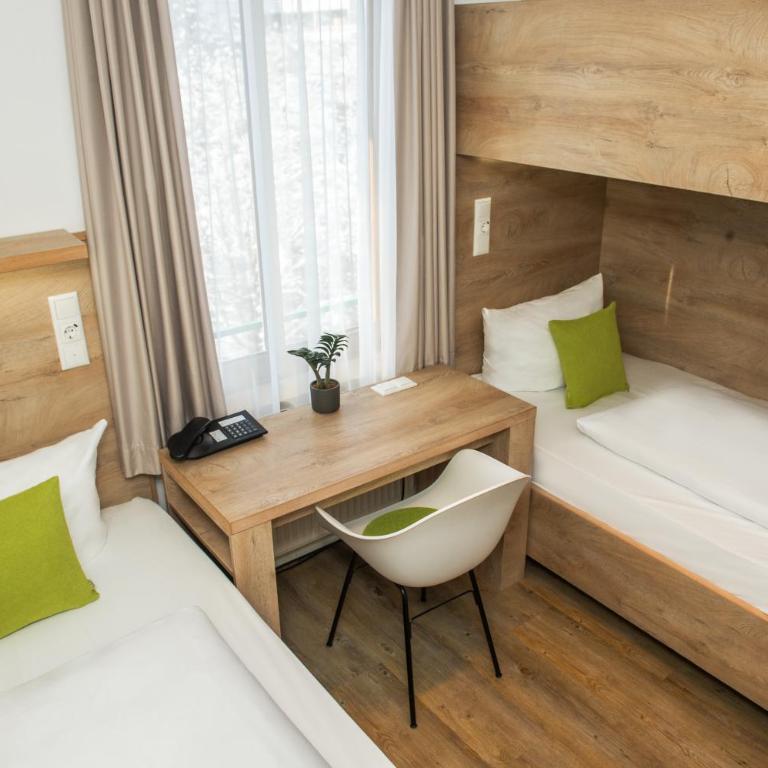 Hotel Perlach Allee by Blattl - Triple Room - 8
