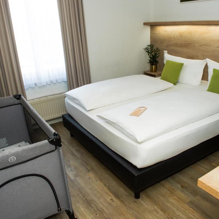 Hotel Perlach Allee by Blattl - Double Room - 12