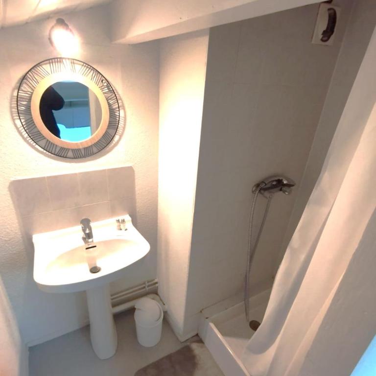 Duplex vue Océan- Piscine-Plage à pied - Two-Bedroom Apartment - 20