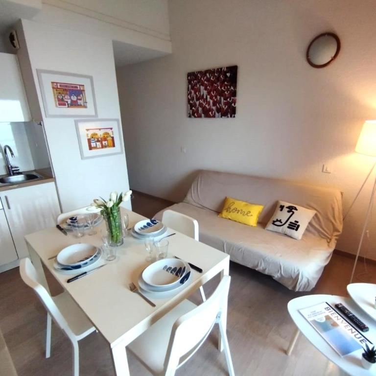 Duplex vue Océan- Piscine-Plage à pied - Two-Bedroom Apartment - 15