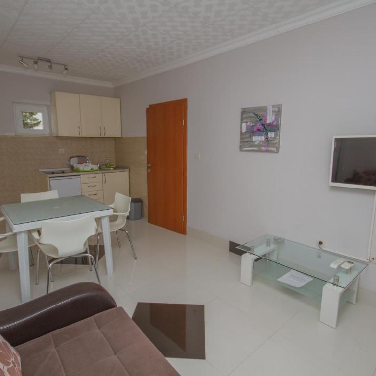 Apartmani Milena - Apartment - 11