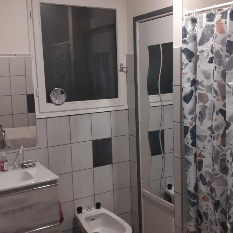 T3 RDC 2/4 pers, terrasse et garage privé. - One-Bedroom Apartment - 9