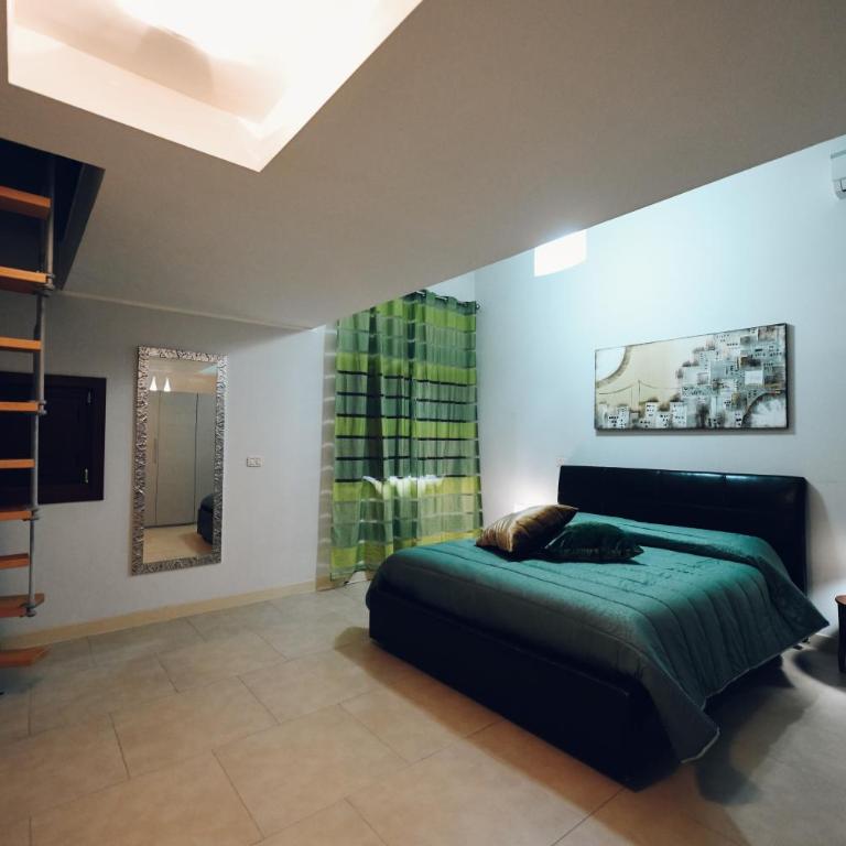 Verso Oriente - Standard King Room - 11
