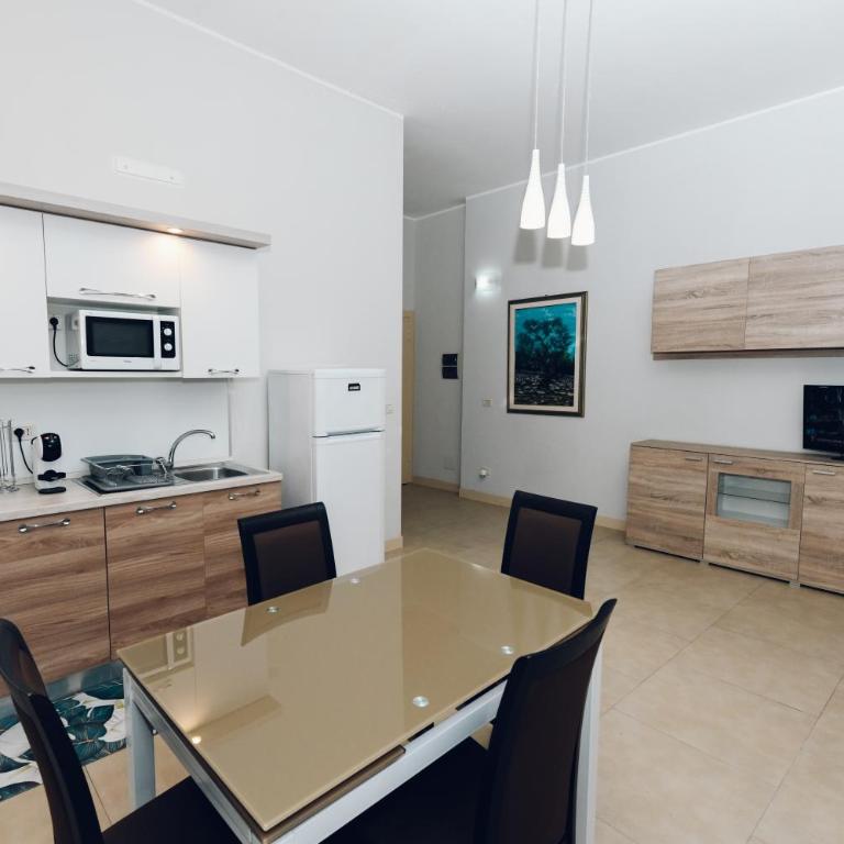 Verso Oriente - Standard King Room - 13