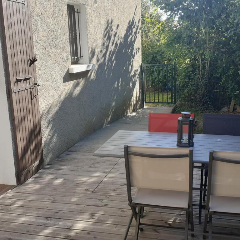 T3 RDC 2/4 pers, terrasse et garage privé. - One-Bedroom Apartment - 8