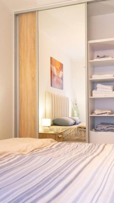 Ana Lux Master apartament - One-Bedroom Apartment - 16