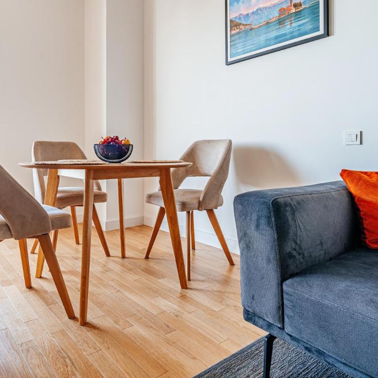 Skyline Apartments by In Property - Apartment - 20