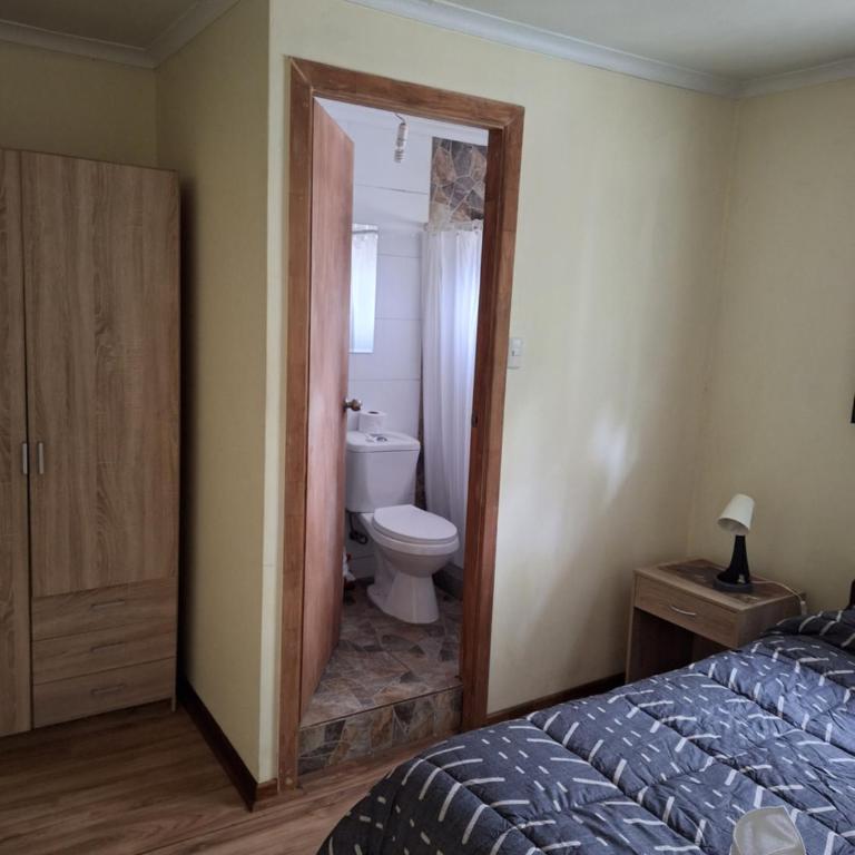 Casa Avenida Alemania - Single Room with Private Bathroom - 2
