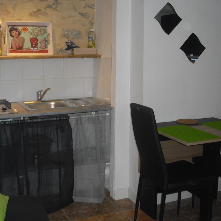 Lou mas li Pitchoun "Le Poirier" - One-Bedroom House - 4