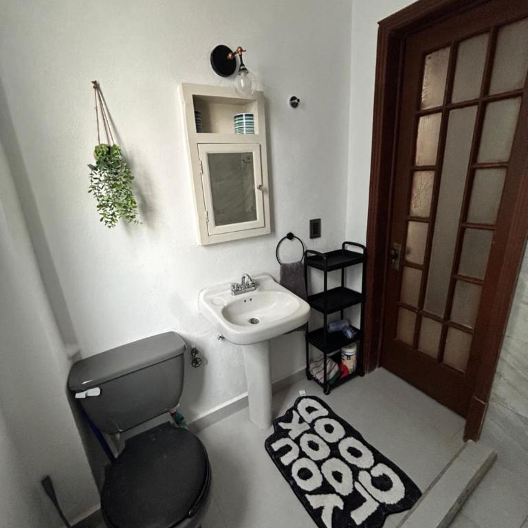 AMAZING RESTORED 1940s ART-DECO APARTMENT - Apartamento de 1 dormitorio - 17