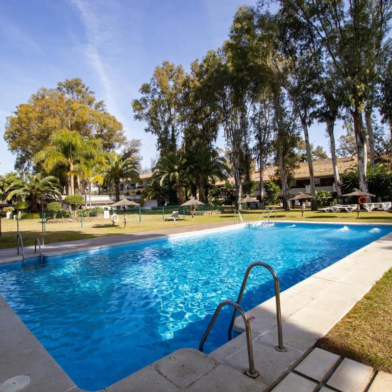 Puerto Banús - Modern apartment 5 minutes from the beach - One-Bedroom Apartment - 11