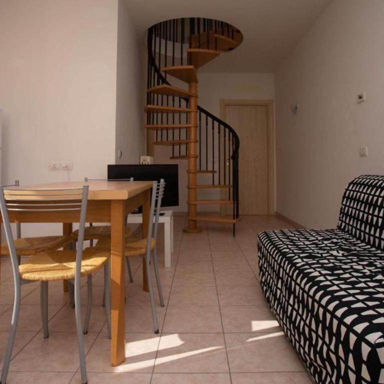 N032 - Numana, trilocale con terrazzo vicino al centro - Two-Bedroom Apartment - 3