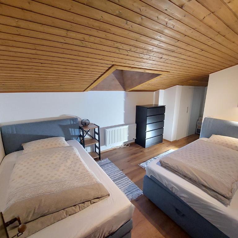 Stony Sea Apartments - Apartment with Balcony - 22