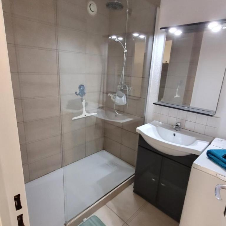 Grand studio confortable jusqu'à 4 personnes - Appartement - 6