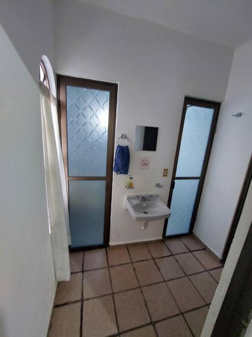 Depto.cerca de Arena Monterrey/Fundidora/Cintermex - One-Bedroom Apartment - 3
