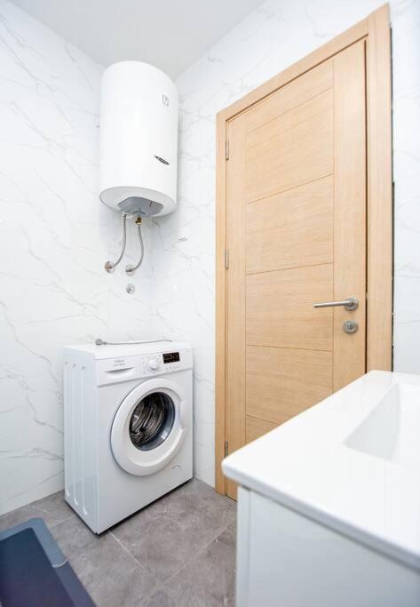 Comfort apartment Becici by In Property - One-Bedroom Apartment - 7