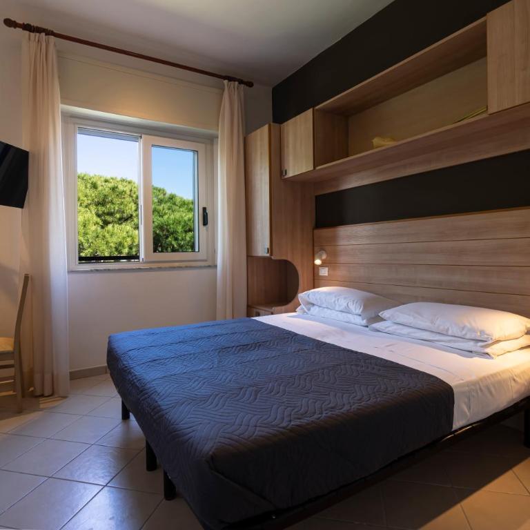 Hotel Mocambo Riccione CENTRALISSIMO AL MARE - Economy Double or Twin Room - 1
