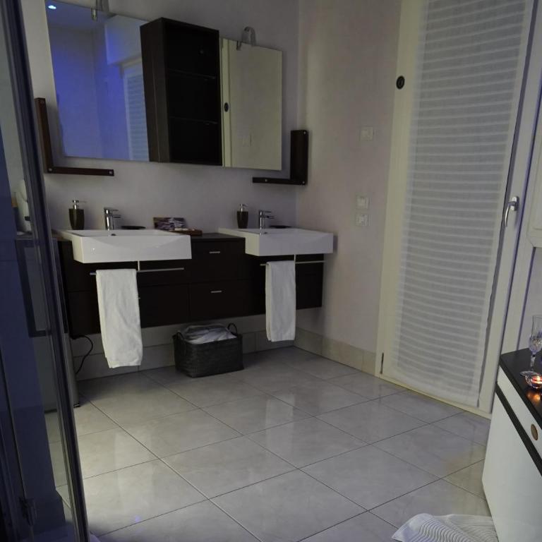 My Comfort - Habitación con cama grande y bañera de hidromasaje - 20