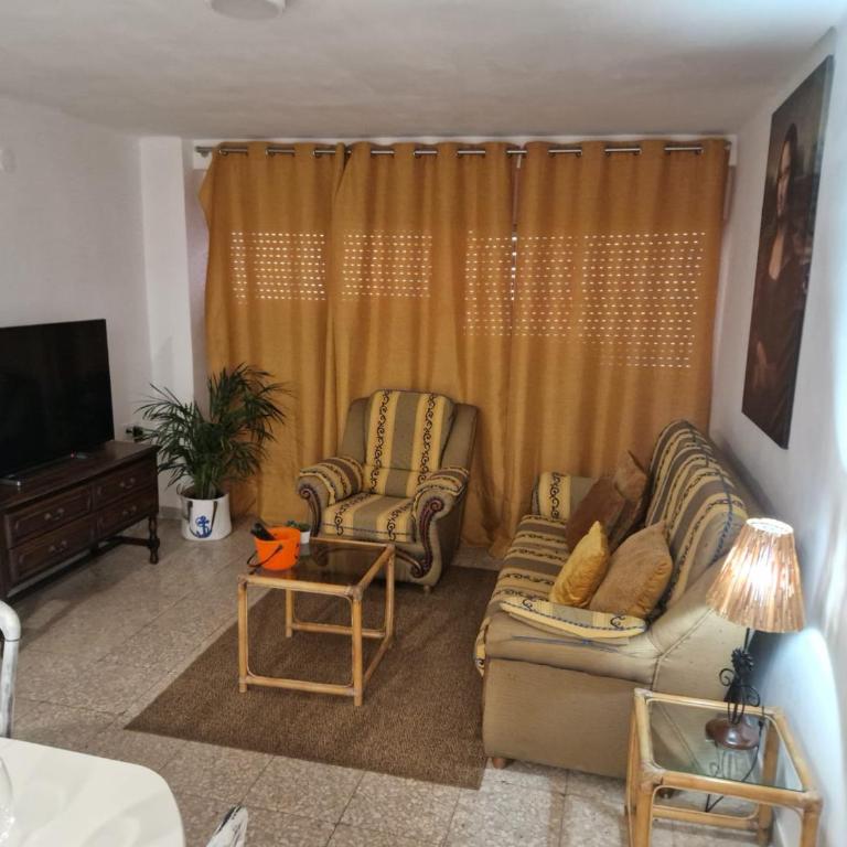ALCOY-DENIA - Three-Bedroom Apartment - 21