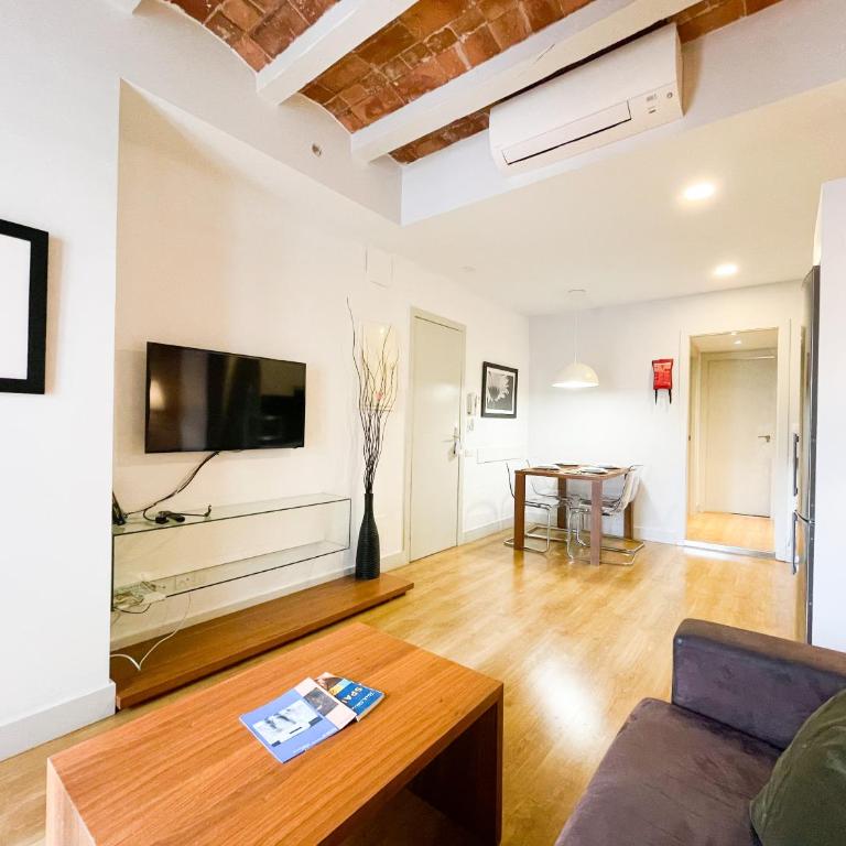 Boutique Pare Lainez- 2 BR Sagrada Famlia with balcony - Two-Bedroom Apartment - 3