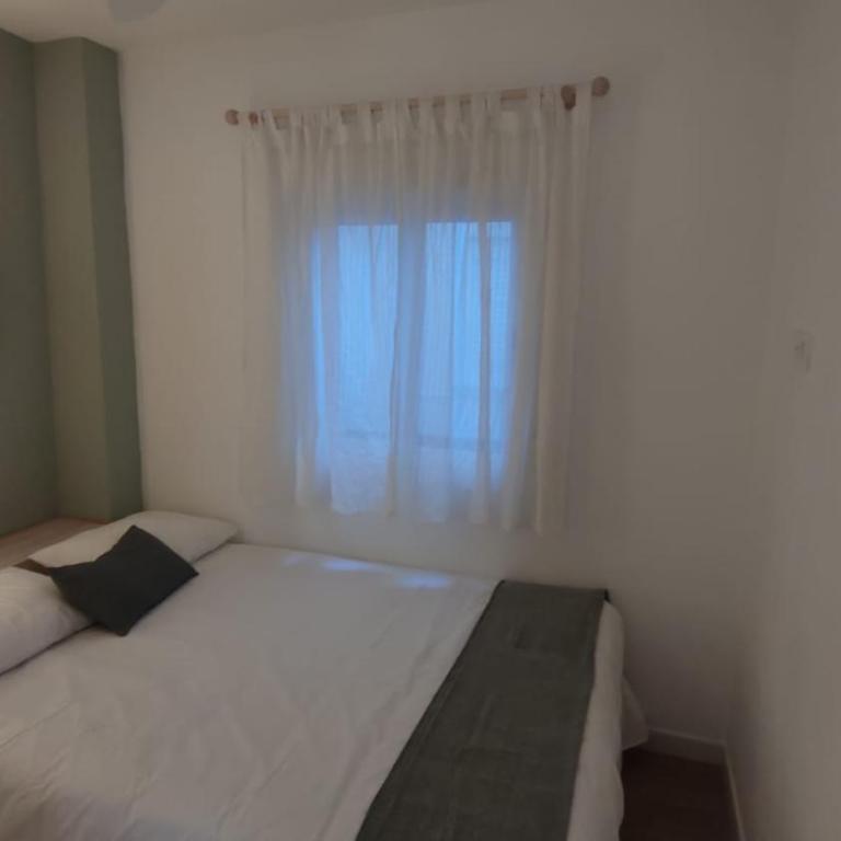 Acogedor apt en casco historico - Apartamento de 2 dormitorios - 12