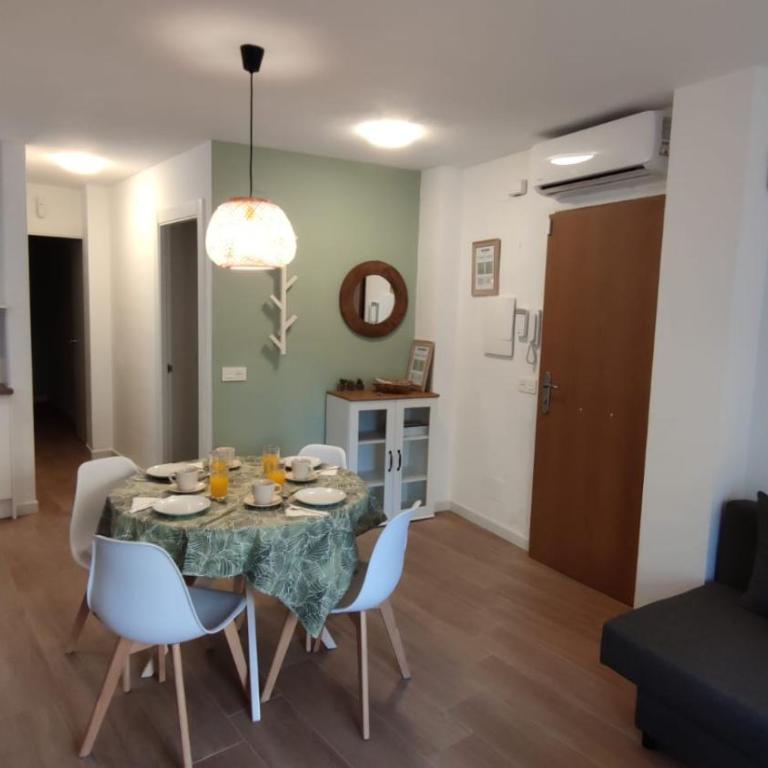 Acogedor apt en casco historico - Apartamento de 2 dormitorios - 3