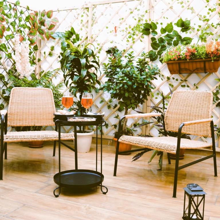 BlackWoody Contemporary Rooms - Napoli Centro Storico - Camera Matrimoniale con Terrazza - 2