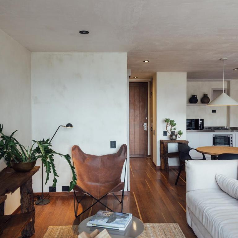 Orange Suites by Vibra Bonita - One-Bedroom Apartment with Spa Bath - 9