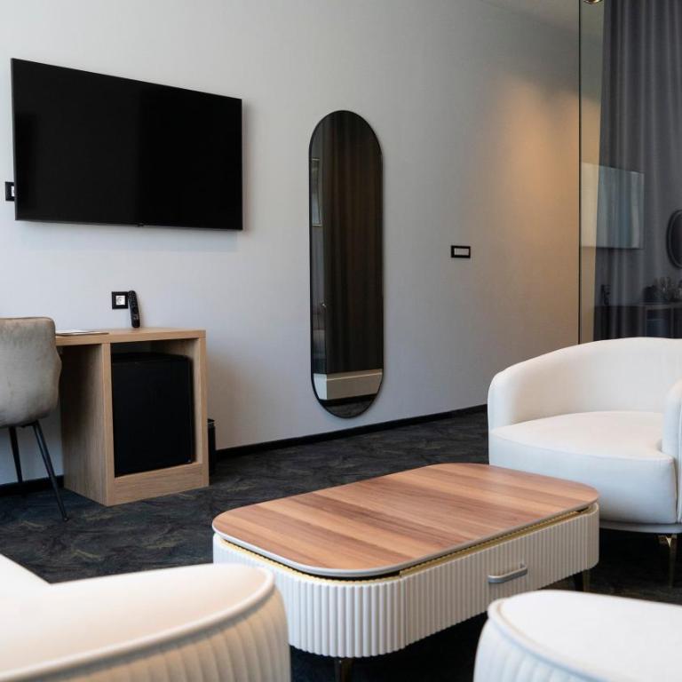 HA Hotel Mostar - Presidential Suite - 10