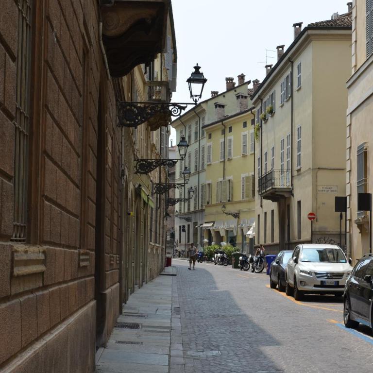 Heart of Parma - Appartamento con 2 Camere da Letto - 29