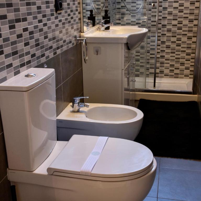 Casa Ormea - 5 min to Metro, Fast Wi-Fi & Netflix - Appartamento con 1 Camera da Letto - 12