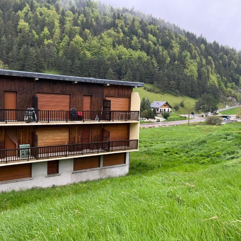 Le Veymont Élégance Montagnarde - Appartamento con Vista Montagna - 2