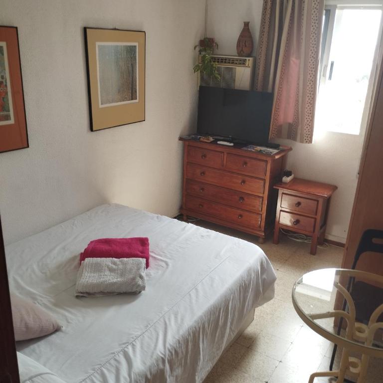 Habitaciones privadas con cama doble en Sevilla - Habitación con baño compartido - Cama grande - 18