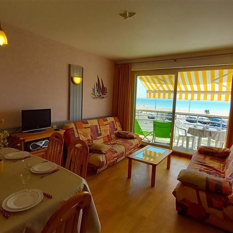 Bel Appartement Face Mer - 1 Chambre - Classé 2* - Parking - 5 personnes - FR-1-323-299 - Appartement - 3