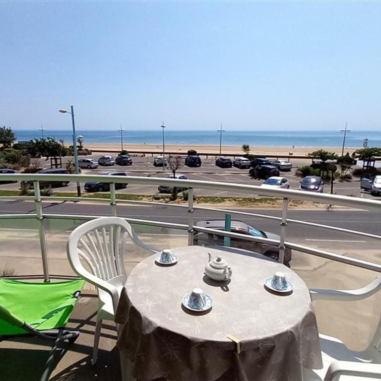 Bel Appartement Face Mer - 1 Chambre - Classé 2* - Parking - 5 personnes - FR-1-323-299 - Appartement - 11