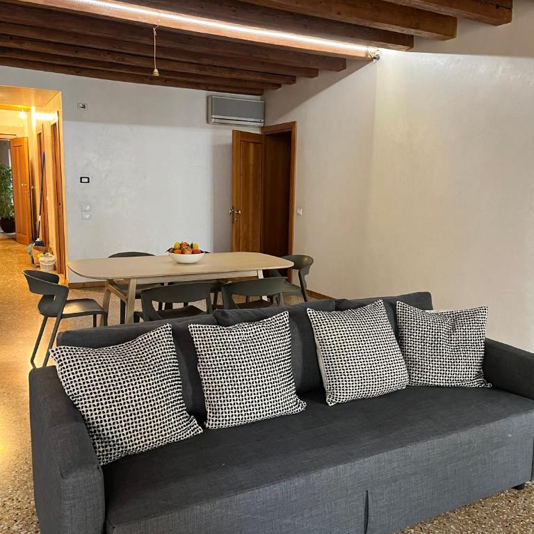 Il Campanile - Appartamento con 2 Camere da Letto - 5