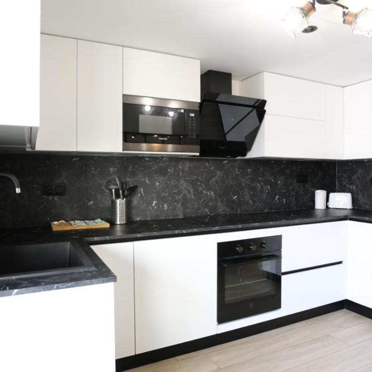Bel appartement T3 à louer - Apartment mit 2 Schlafzimmern - 18