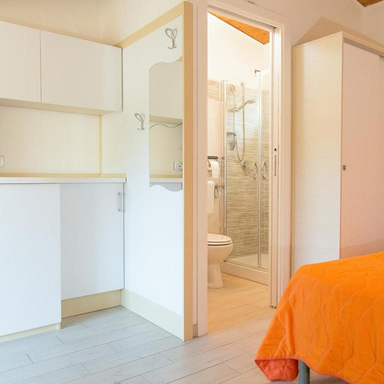 Arco delle Rose Rooms - Camera Familiare - 3