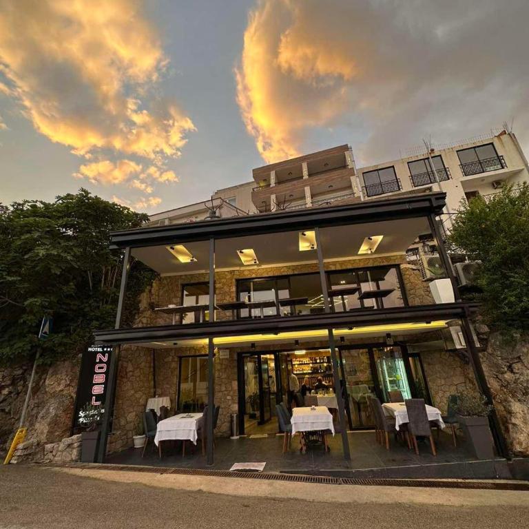 Hotel NOBEL Ulcinj - Dvokrevetna Soba sa Bračnim Krevetom - 1
