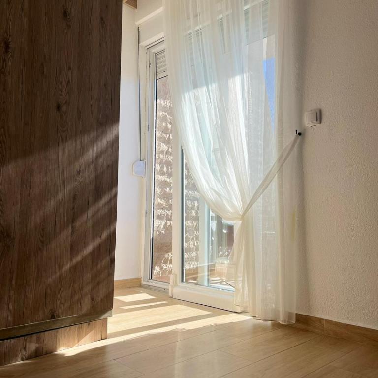 Hotel NOBEL Ulcinj - Dvokrevetna Soba sa Bračnim Krevetom - 7